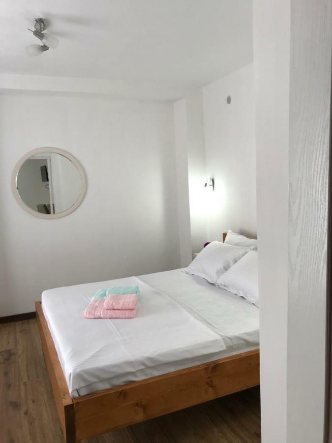 Apartments Kollari ウルツィニ エクステリア 写真